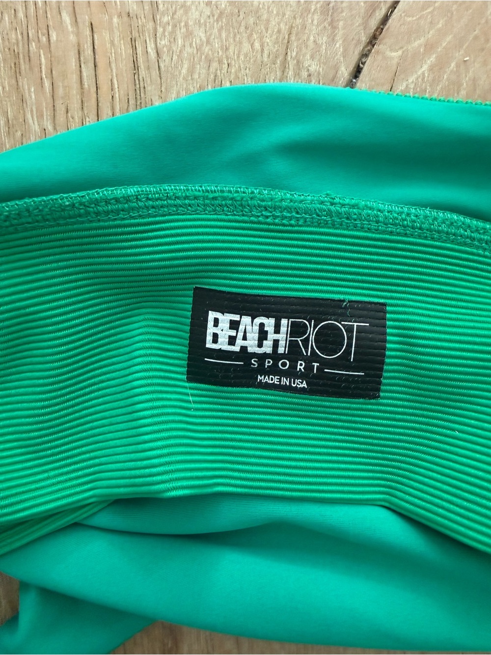 Beach Riot Emerald Ribbed Sports Bralette - Picture 3 of 4